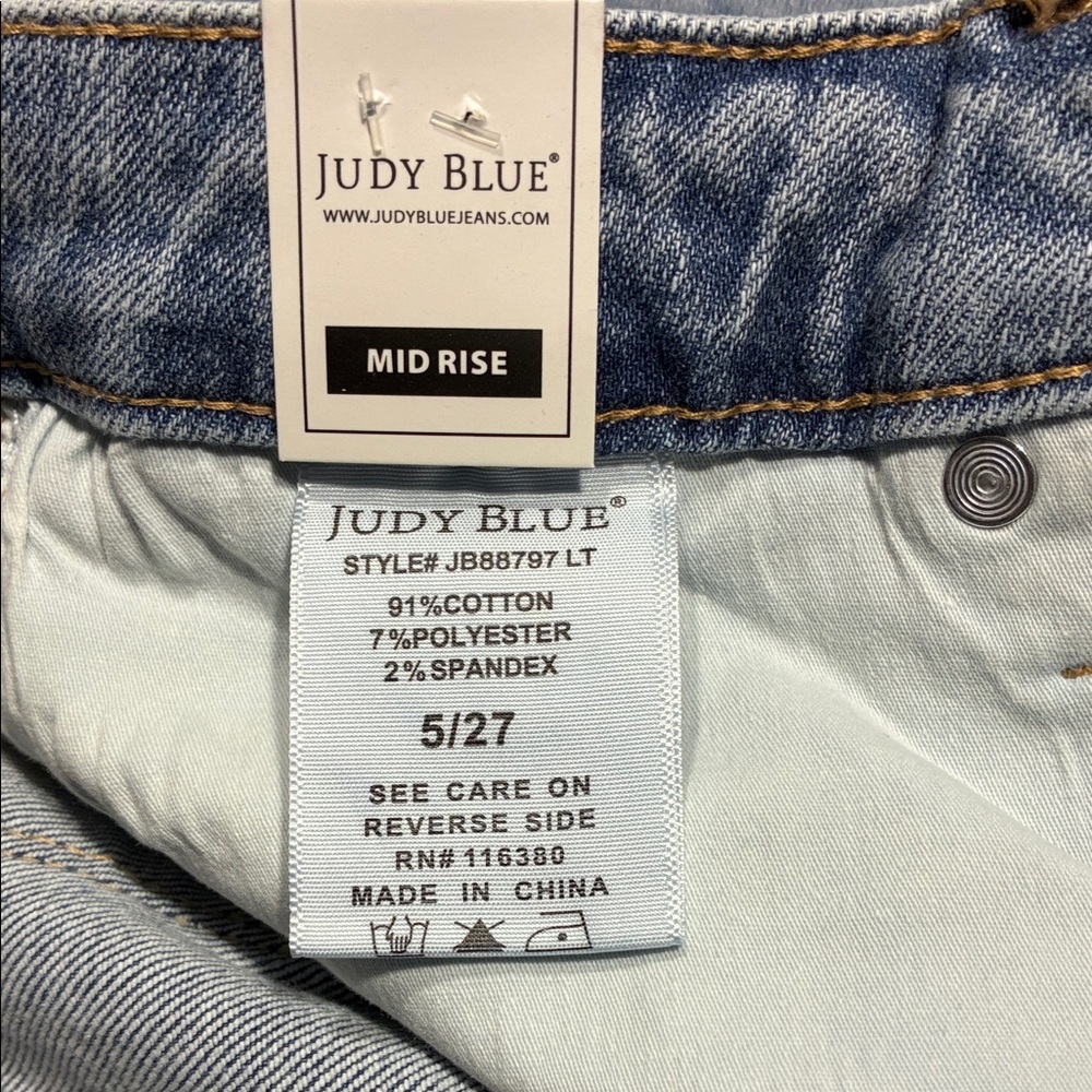 Judy Blue Light Blue Distressed Skinny Jeans *NWT* - Picture 15 of 16